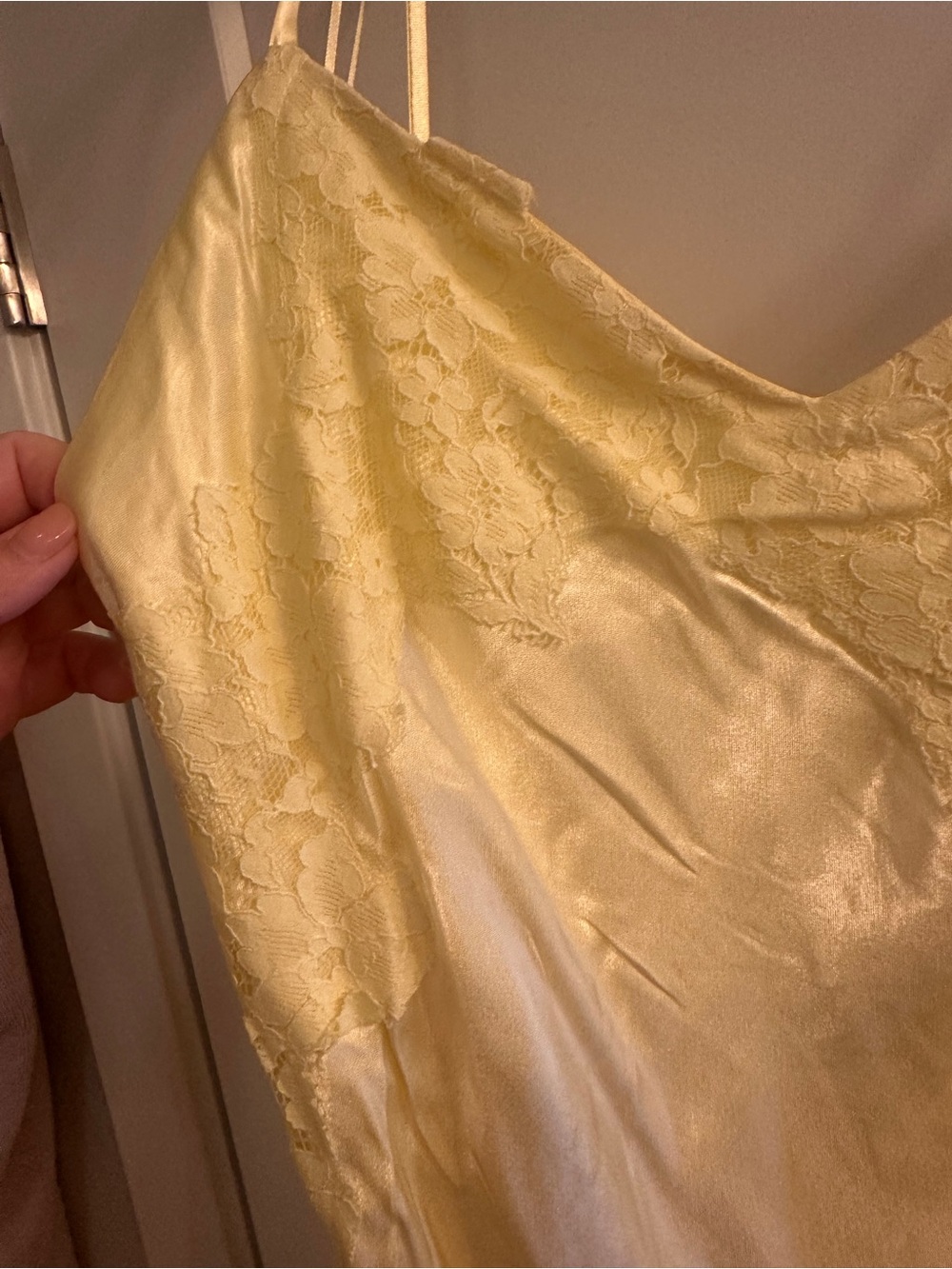 Bardot Avoco Lace Detail Midi Dress in Canary Yellow NWT - Picture 5 of 7